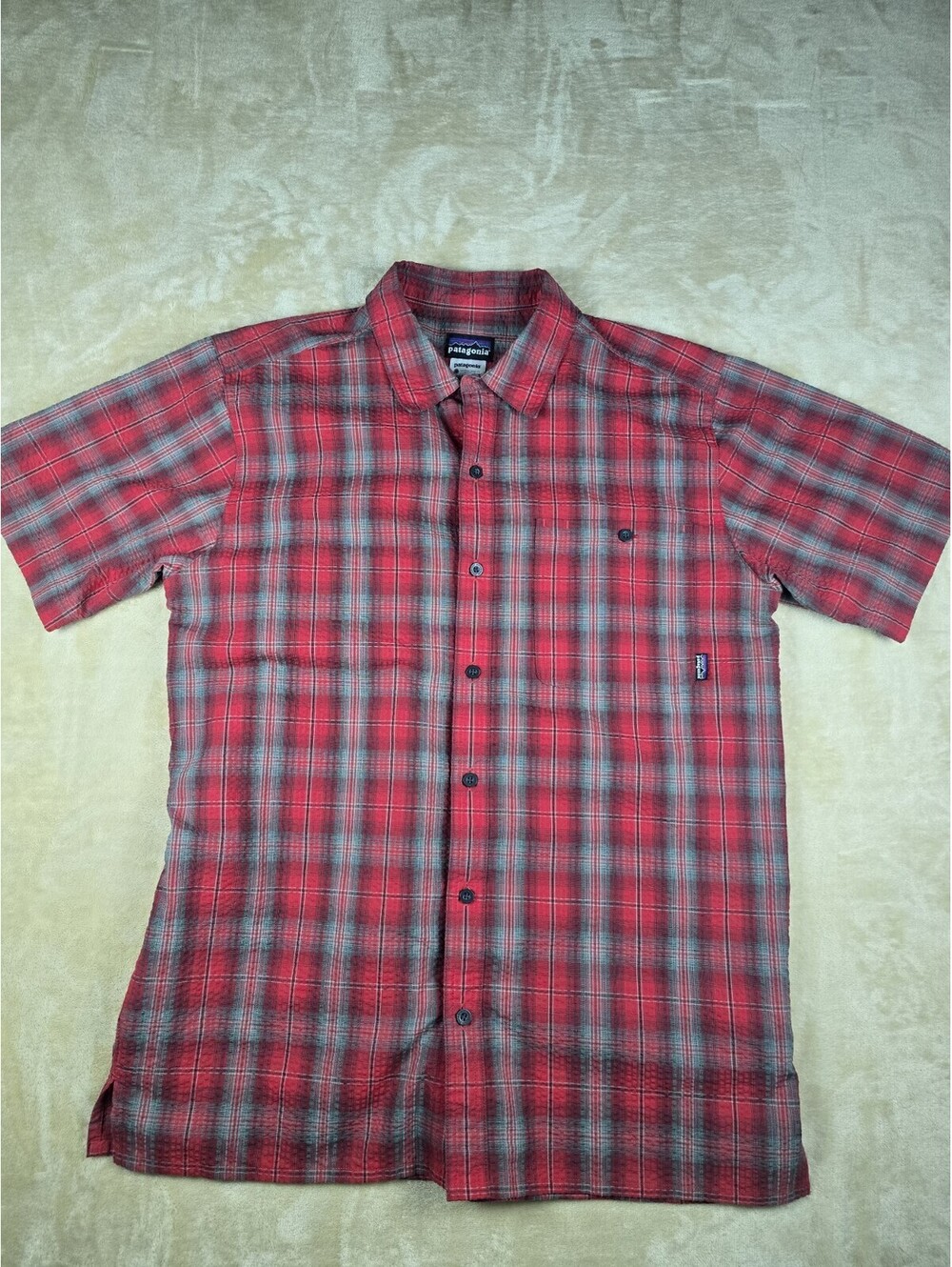 Patagonia Organic Cotton Shirt Medium Red Plaid Button Up Short Sleeve